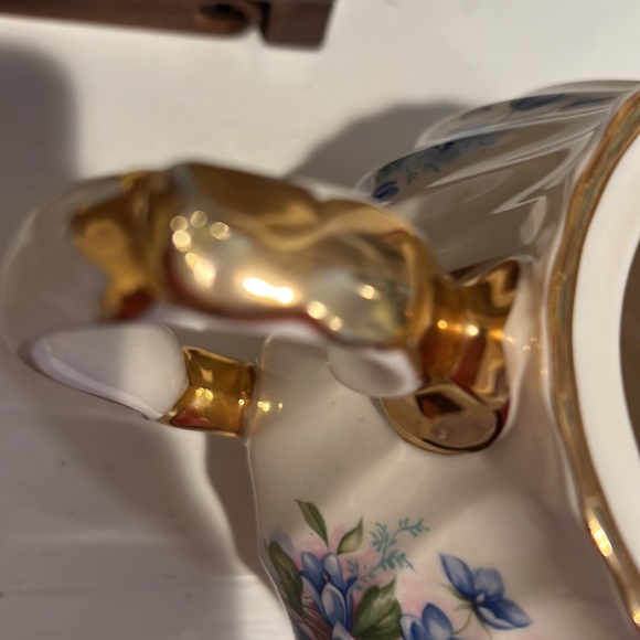 Sadler teapot with blue flowers - Picture 4 of 5